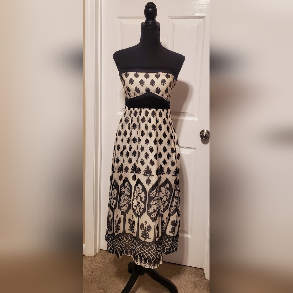 Anthropologie Maeve size 6 strapless dress